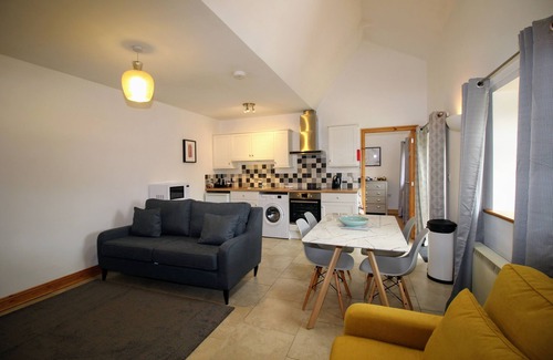 Louth Cottage | Hare Cottage, Covenham Holiday Cottages