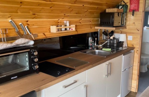 Bathgate House | Hare's Warren