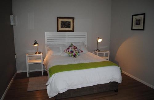 Berea Bed & Breakfast | Harewood Lodge