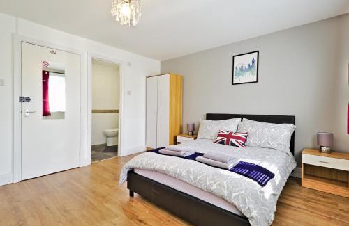 Woolwich Riverside House | Harlinger Lodge