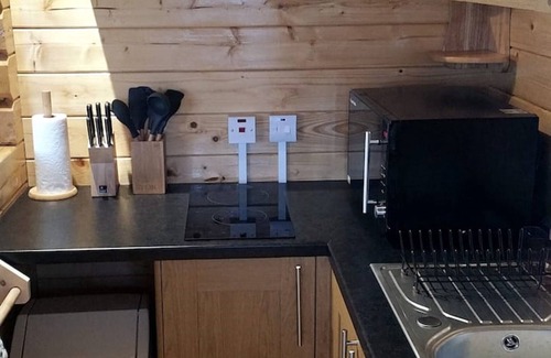Caroy Cabin | Harlosh Log Cabins, Cabin No 1