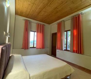 Mbrostar-Urë House | Harmonia Guest House