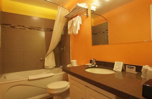 Goderich Hotel | Harmony Inn