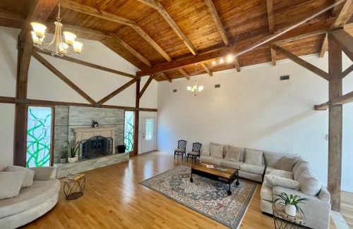 Smithville House | Harmony Pines, Stunning Retreat Center on 25 acres