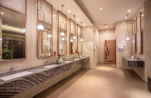 Gubeng Hotel | HARRIS Hotel & Conventions Gubeng Surabaya