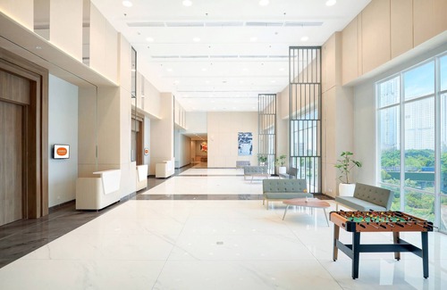 Suko Manunggal Hotel | HARRIS Hotel & Conventions Bundaran Satelit Surabaya
