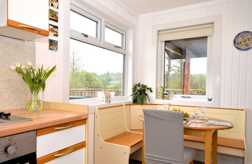 Kilmun Ski Chalet | Harris's Cabin, beautiful views and location