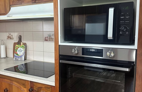 Shepparton House | Harry's Place - 2 minutes to GV health