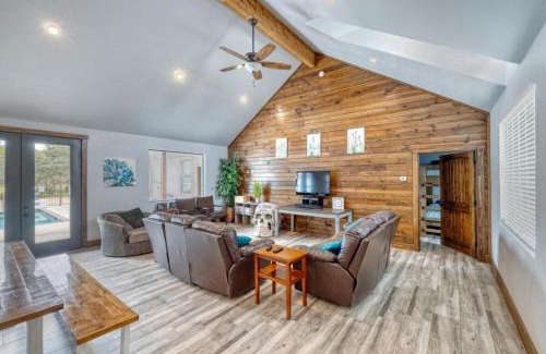 Sabinal House | Hart of the Frio
