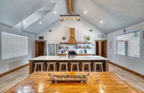Sabinal House | Hart of the Frio