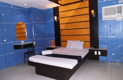 Bago Bantay Hotel | Harts Hotel Quezon City
