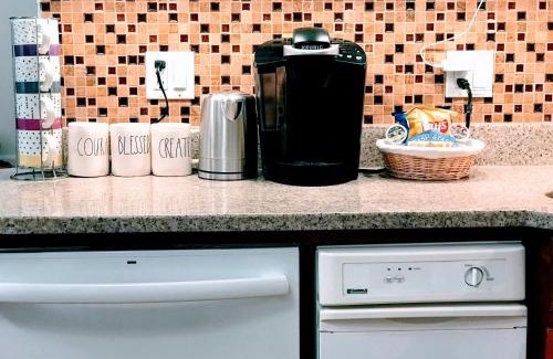Lower Allston Apartment | Harvard Allston Campus Three-Bedroom Two Bath Executive Apartment