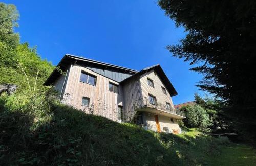 Eisenerz Apartment | Haus am Erzbach - Ferienwohnung mitten in der Natur