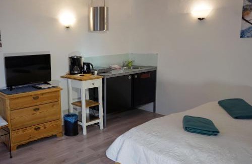 Wrohe Apartment | "Haus auf dem Berg"