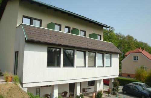 Bad Tatzmannsdorf Bed & Breakfast | Haus Camelia