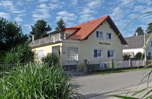 Lutzmannsburg Apartment | Haus Floresa