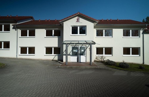 Neukloster Hotel | Haus Hotel Inter