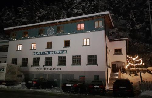 Landeck Apartment | Haus Hotz Apart Talblick