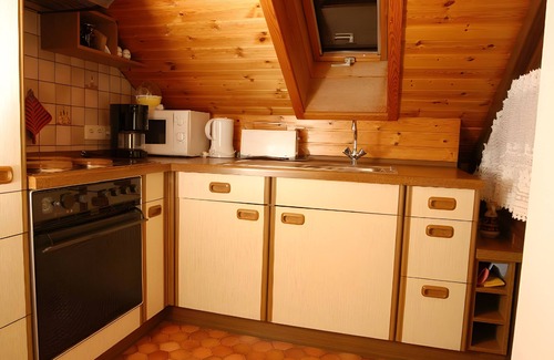 Kinzigtal Apartment | Haus Huber Holiday Apartment '2' with Covered Balcony and Wi-Fi