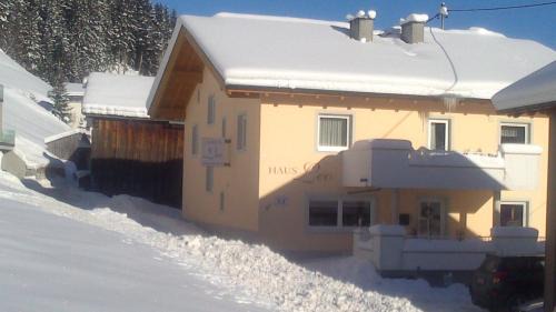 Kappl House | Haus Leo