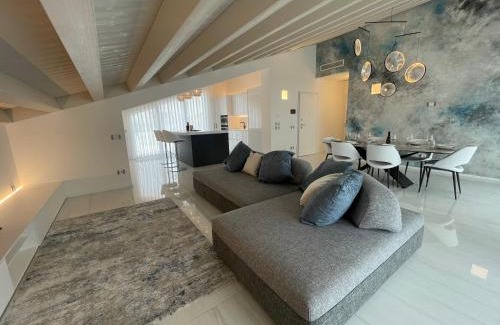 Caorle Apartment | Haus Margarete - Attico Infinity Vista Mare con Jacuzzi - Agenzia Cocal