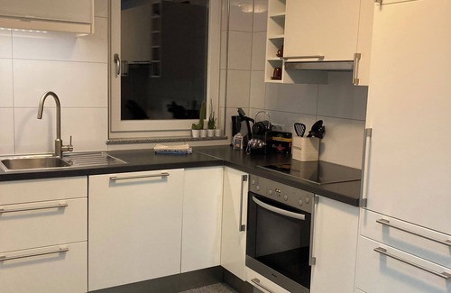 Grißheim Apartment | Haus-Meta, bright basement apartment with patio and terrace, child-friendly