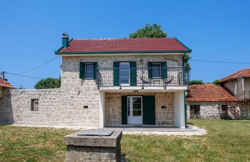 Donji Prolozac House | Haus Meter in Donji Proložac - Haus für 6 Personen