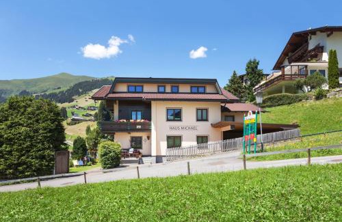 Vorderlanersbach Apartment | Haus Michael