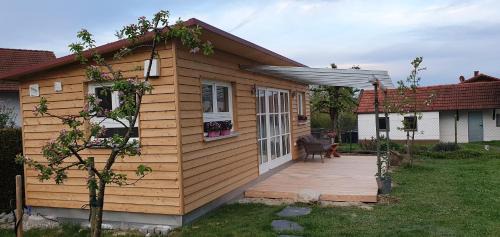 Geltendorf Apartment | Haus mit stilvoller Ferienwohnung und Tiny House nahe Ammersee für 2-6 Personen