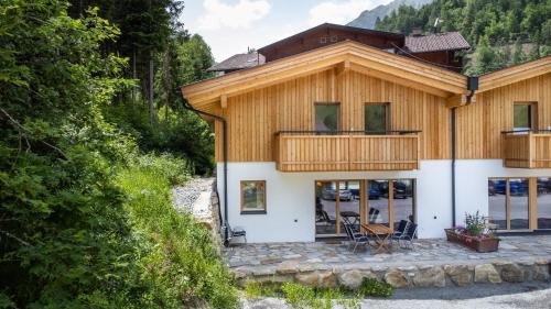 Hinterbichl House | Haus Regenbogen