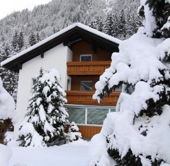 Sankt Gallenkirch Resort | Haus Rudigier by Châtel Reizen