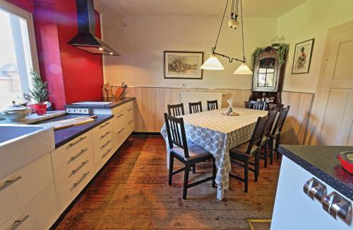 Deudesfeld House | Haus Schneider Kätchen