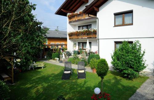 Obernberg am Inn Bed & Breakfast | Haus Stuttgart