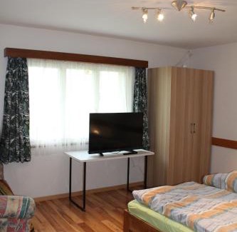 Saas Grund House | Haus Weideli, Dammstrasse 7