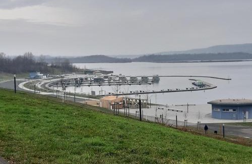 Braunsbedra Boat Rental | Hausboot Geiselruh