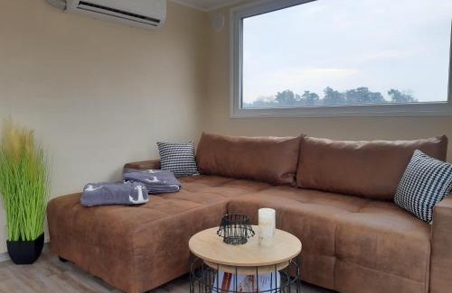 Havelsee House | Hausboot-schwimmendes-Ferienhaus-im-Havelbogen-Haus-auf-dem-Wasser