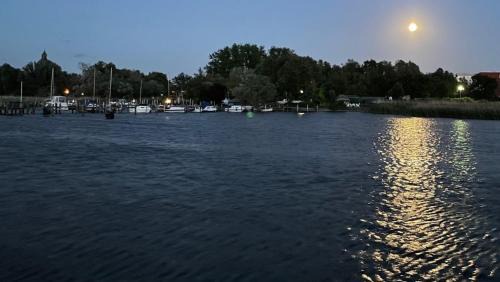 Ribnitz Boat Rental | Hausboot Sunday