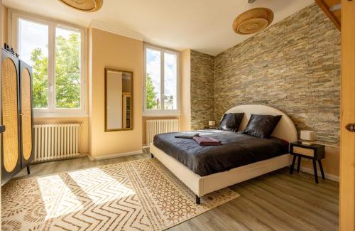 Bouguenais Apartment | Haussmannien Standing and Confort - Sauna - 7 pers