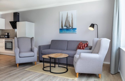 Alt-Travemunde/Ronnau Apartment | Haustierfreies, Topmodernes Nichtraucherapartment mit Loggia an der Ostsee