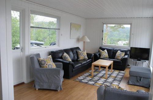 Mandal House | Havblikk by Norgesbooking - cabin with an amazing view in Mandal