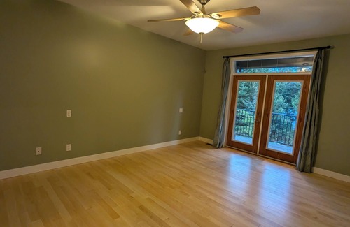 Otter Point House | Haven in Paradise: 3 bedroom Lake House in Sooke
