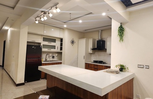 Islamabad House | Haven Lodge, 7BR stylish holiday home with hot tub & mountain view