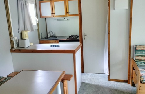 Villeneuve d'Aveyron House | Haven of peace close to tourist attractions in the Lot and Aveyron valleys
