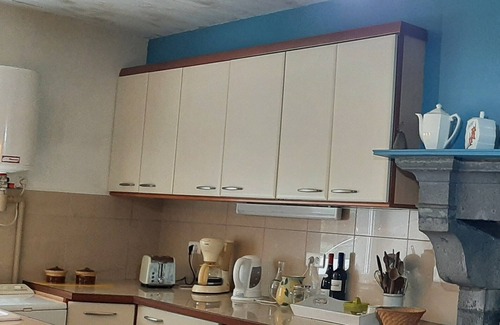 Bagnols Other | Haven of peace in the heart of the Sancy: spacious authentic gîte (6-14 pers., 5 bedrooms)