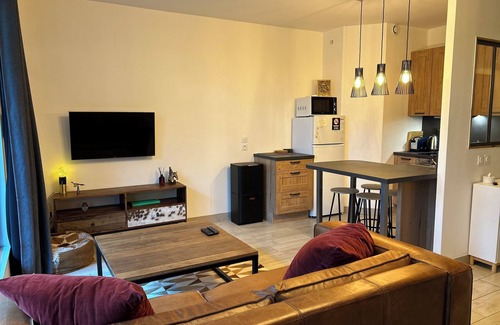 Gouvieux Apartment | Haven of peace with garden and secure parking in Chantilly, pets welcome!