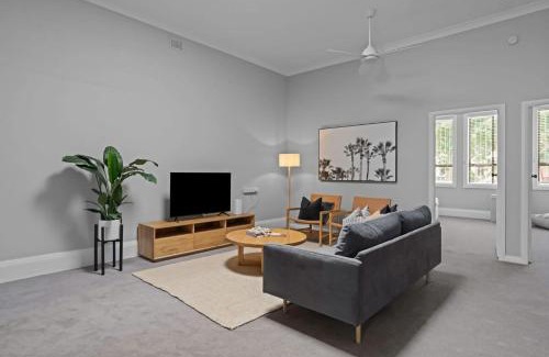 Newcastle West Apartment | Haven on Hunter 500m to Civic Theatre