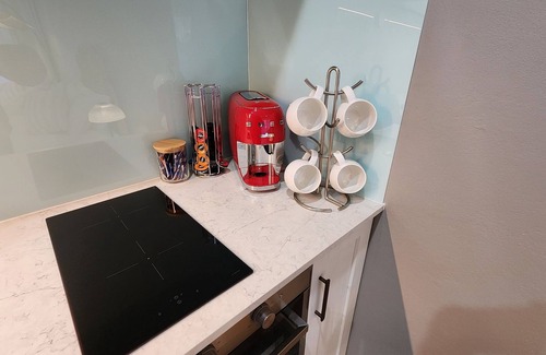 Maida Vale Apartment | Haven Studio Hideaway near Airport