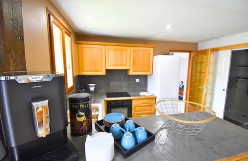 Meru Apartment | Havre du Voyageur - Private garden