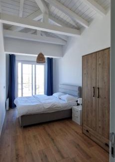 Ildır Koyu House | Havuzlu Taş Ev