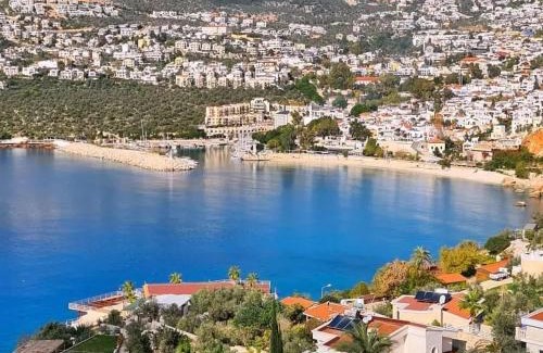Kas Villa | Havuzu dışarıdan görünmeyen jakuzili özel havuzlu lüks villa
